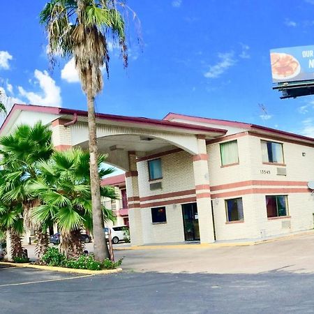 Luxury Inn Channelview Exterior photo